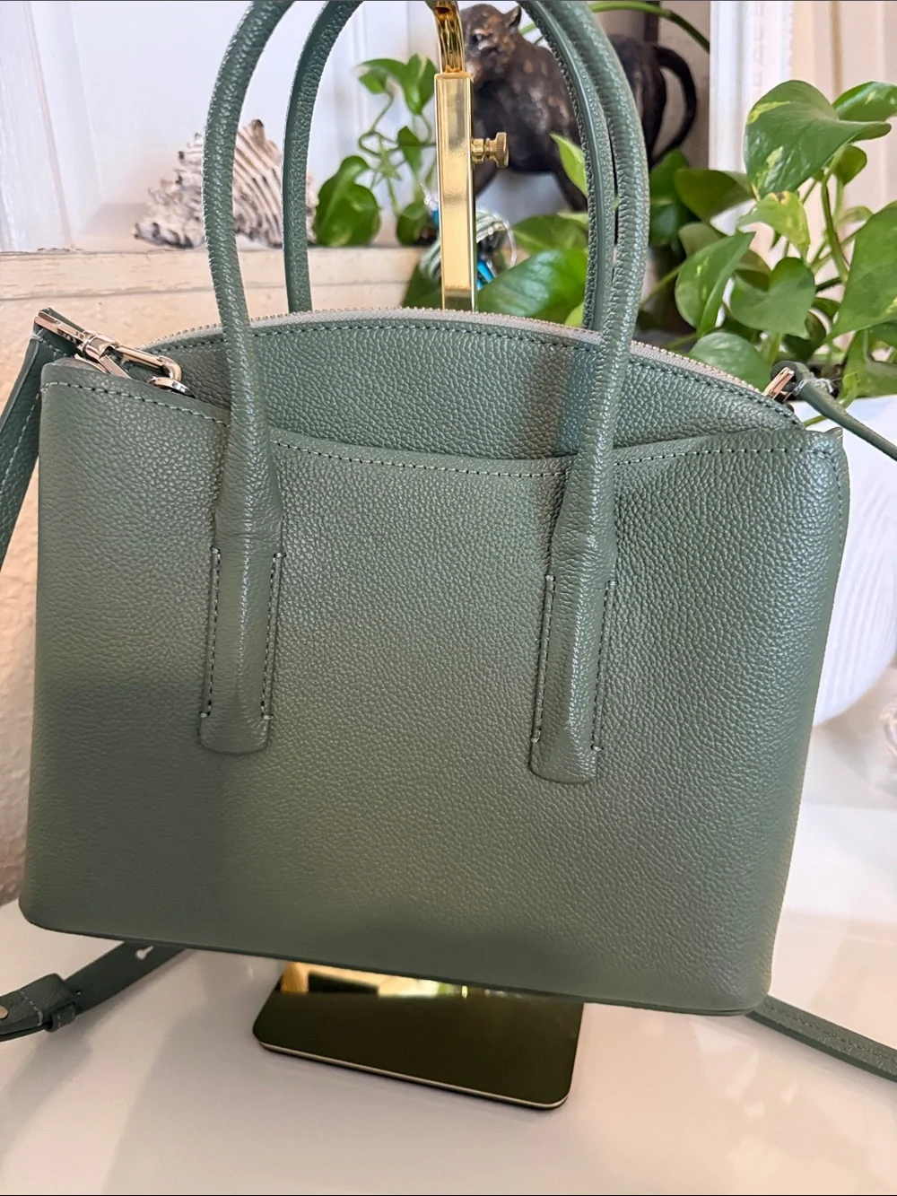 Kate Spade Margaux Medium Leather Satchel Bag/ crossbody.